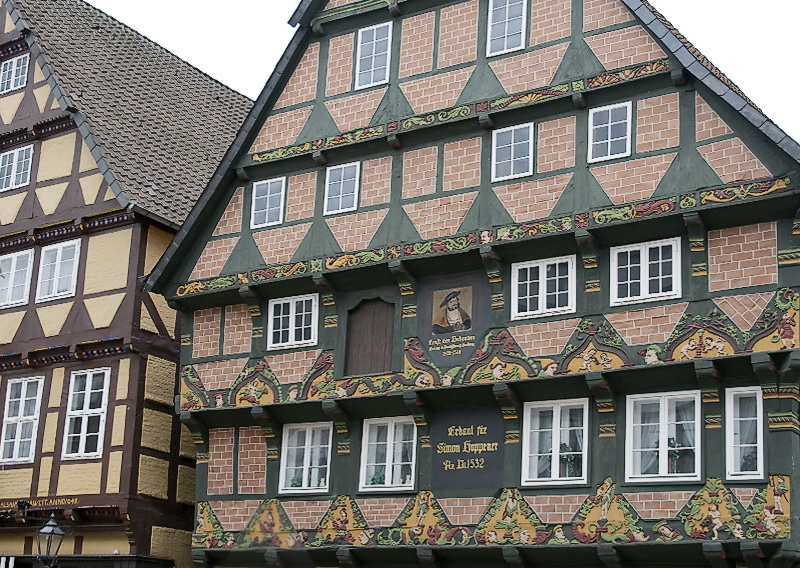 Haus D35_6211 als Smart-Objekt-1 Kopie.jpg - Auch wie schon in Stade, hunderte Fachwerkhäuser eins schöner als das andere